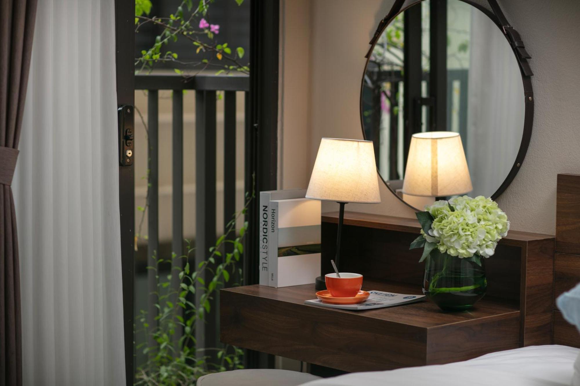 Hb Serviced Apartment - Lac Long Quan Hanoi Bagian luar foto